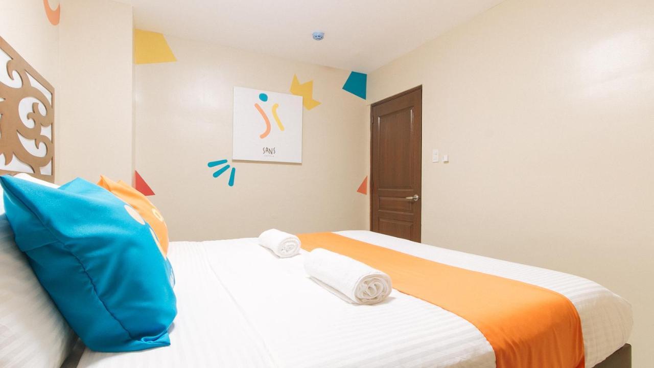Sans Hotel At Algers Suites Marikina By Reddoorz Buitenkant foto