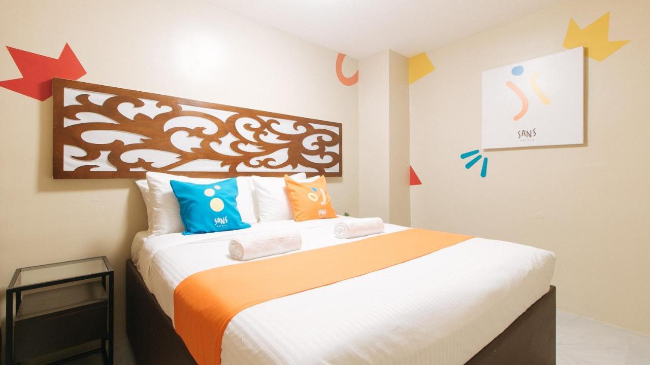 Sans Hotel At Algers Suites Marikina By Reddoorz Buitenkant foto