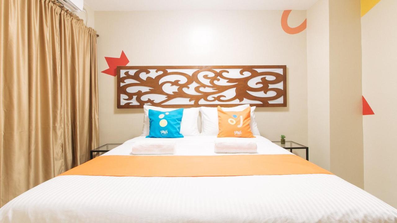 Sans Hotel At Algers Suites Marikina By Reddoorz Buitenkant foto