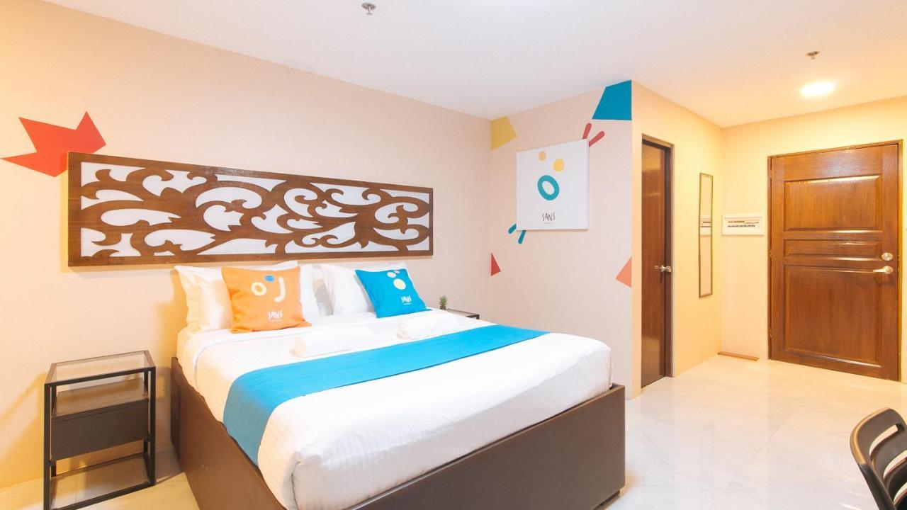 Sans Hotel At Algers Suites Marikina By Reddoorz Buitenkant foto