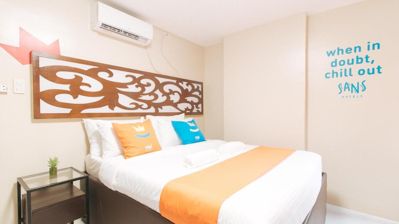 Sans Hotel At Algers Suites Marikina By Reddoorz Buitenkant foto